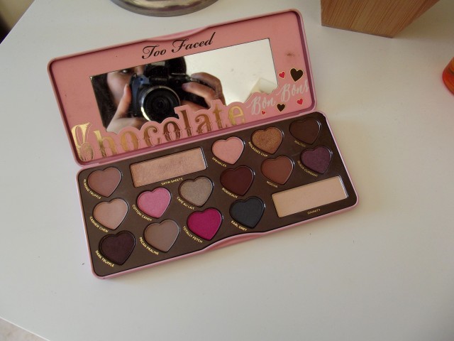 Chocolate bonbons Too Faced1